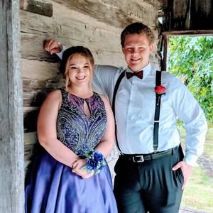 Meet your Posher, Elizabeth